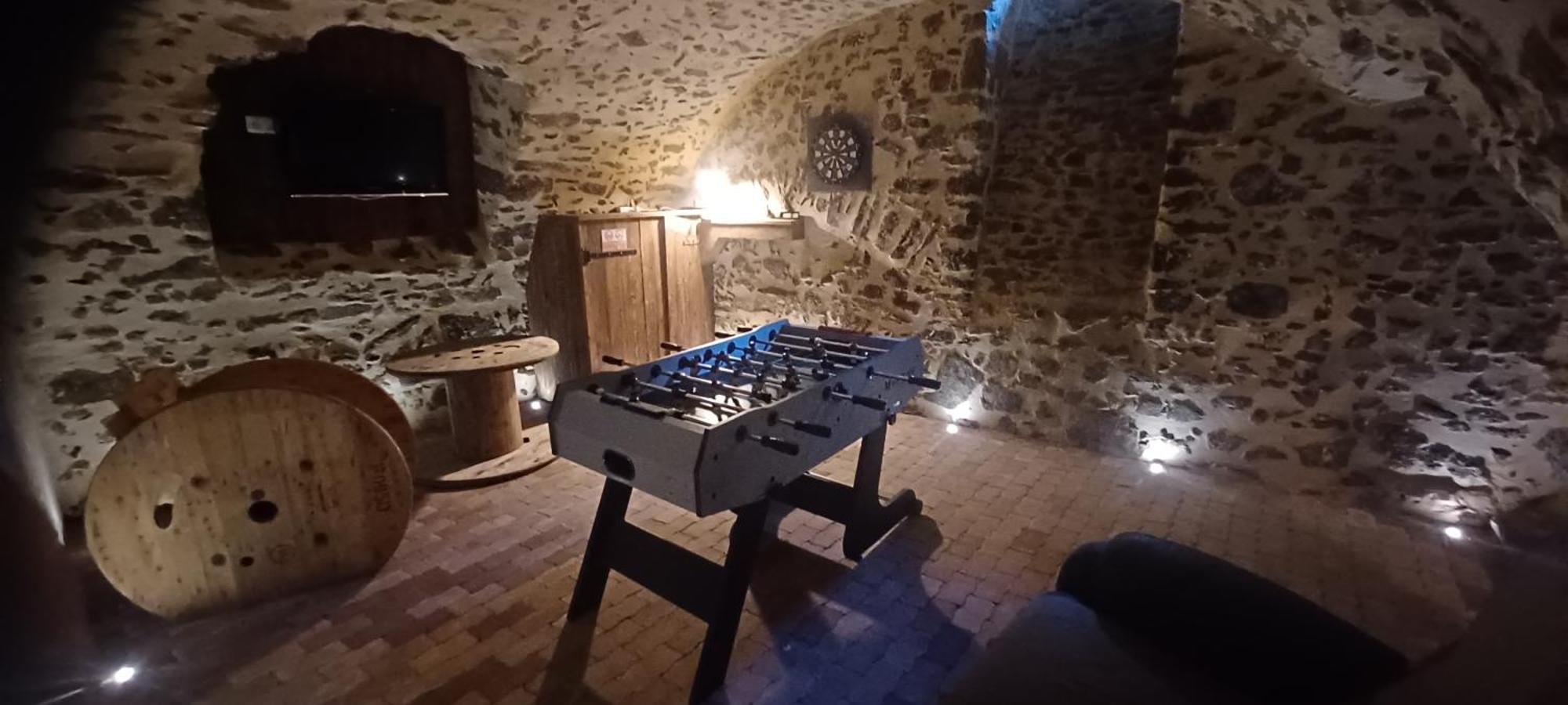 Gite De La Fecleval 6 Personnes Proche Du Puy Dufou Saint-Mesmin  Exterior foto